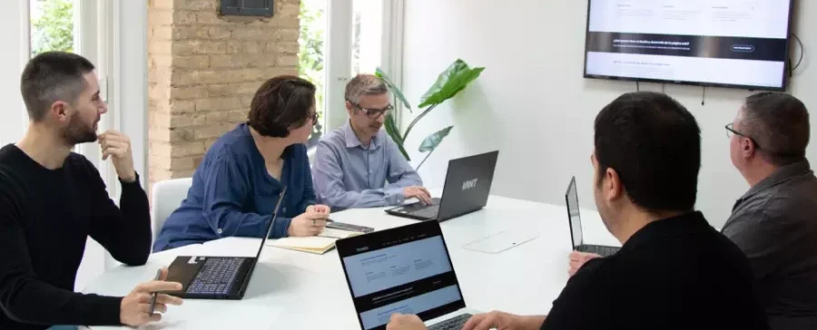 Manteniment web a València 3 Assistència tècnica i formació web